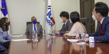 Huawei ofrece sus servicios a Indotel para mejorar conectividad en el país