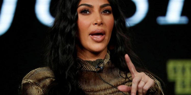Kim Kardashian anuncia protesta contra Facebook e Instagram por un día
