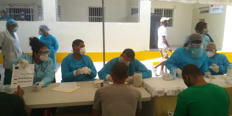 Prisiones realiza jornada sanitaria en la Penitenciaría Nacional de La Victoria