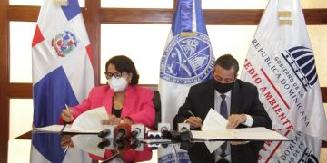 UASD y Medio Ambiente firman acuerdo de cooperación para preservar capa de ozono