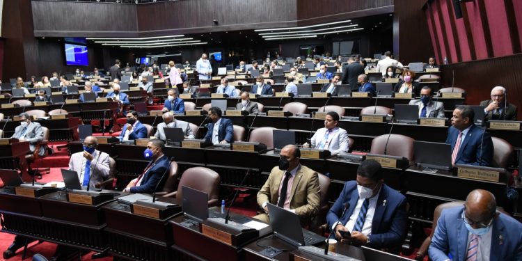 Diputados ratifican acuerdo entre RD y Serbia, sobre Exención de visas pasaportes diplomáticos y oficiales