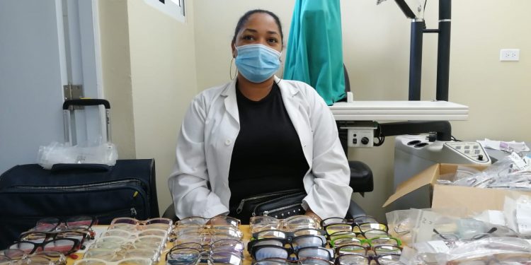 Casi dos mil pacientes con problemas visuales asistidos en el Moscoso Puello en este año