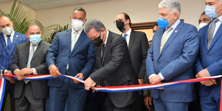 Leonel Fernández deja inaugurado bloque de senadores FP; reafirma constituyen segunda mayoría en el Senado