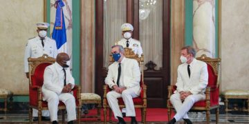 Presidente Luis Abinader recibe cartas credenciales de nuevos embajadores de Haití, Reino Unido e Irlanda del Norte y la República Francesa