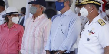 Presidente Luis Abinader realiza recorrido por los ríos Ozama e Isabela