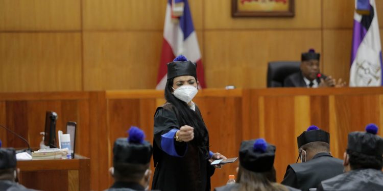 “Aquí faltan más que lo que están, pero van a estar”, afirma la magistrada Yeni Berenice respecto a los detenidos en la Operación Anti Pulpo