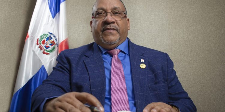 A la Cámara de Cuentas deben ir técnicos, no políticos.