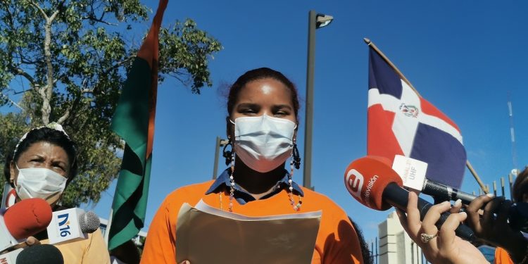 Mujeres trabajadoras demandan inclusión de las tres causales en el Código Penal.