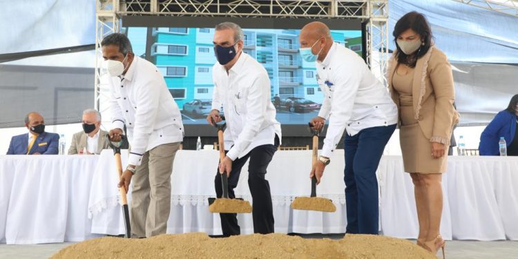 Gobierno apoya proyecto de cientos de viviendas sociales por un monto de RD$2,362 millones