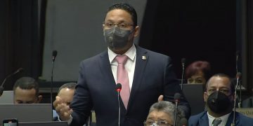 Diputados aprueban resolución solicita construir hospital en antiguo colegio Maharishi