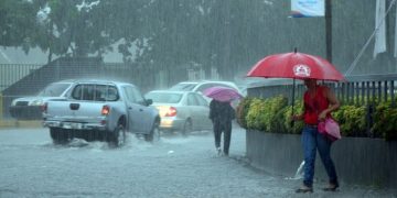 COE mantiene alerta Verde y Amarilla en14 las provincias