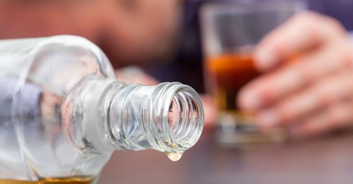 Distribuidor  de bebidas  dice problema  del alcohol  adulterado es responsabilidad del gobierno y los industriales autorizados.