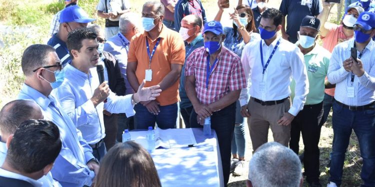 Director INAPA inicia rehabilitación de planta potabilizadora en Jánico a un costo de 15 millones de pesos.