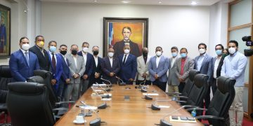 Finjus y varios juristas elogian trabajo del Código Penal; Comisión de Justicia CD convoca a vistas públicas.