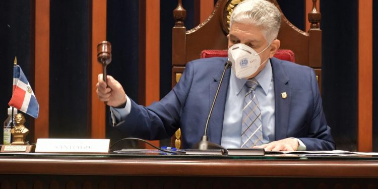 Senado aprueba contrato con Pfizer para el suministro de 9,999,990 dosis de vacunas contra el covid-19.