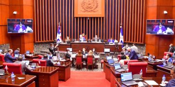 El Senado aprueba resolución que reconoce al comandante constitucionalista Ilio Capocci por su sacrificio y generosidad con el pueblo dominicano.