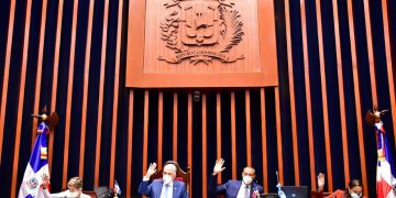 Senado aprueba proyecto de ley incluye en el currículum estudiantil asignaturas sobre prevención de drogas ilícitas