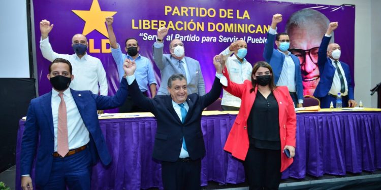 PLD RATIFICA A GUSTAVO SÁNCHEZ COMO VOCERO EN LA CÁMARA DE DIPUTADOS