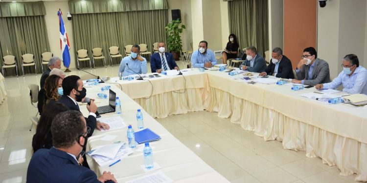 Sociedad civil, juristas y representantes de iglesias cristianas opinan sobre Proyecto de Código Penal