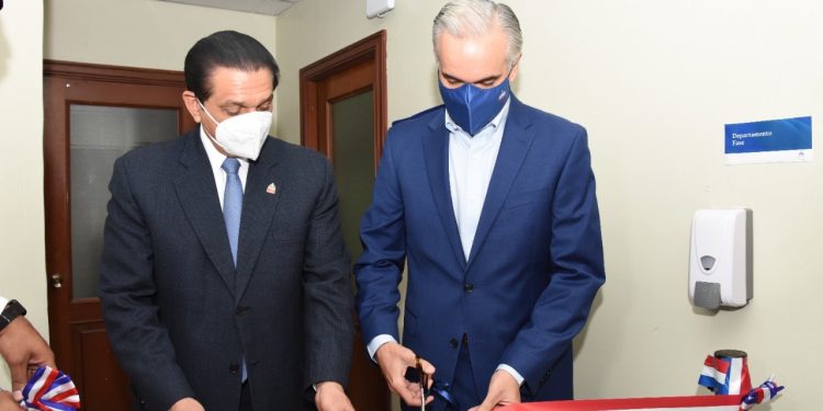 Ministerio de Trabajo y Salud Pública certificarán salas de lactancia en las empresas y entidades gubernamentales.