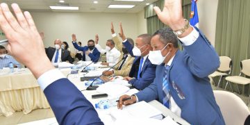 La Comisión Bicameral que estudia el Código Penal da lectura a 76 artículos