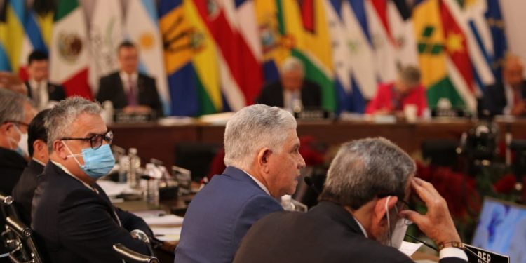 EDUARDO ESTRELLA PARTICIPA EN LA SEXTA CUMBRE CELAC EN MEXICO