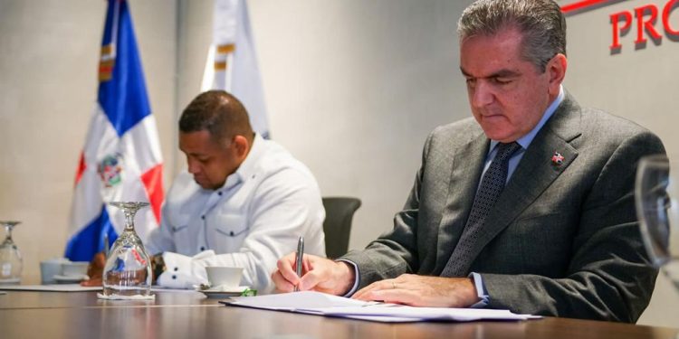 Propeep y Ayuntamiento de San Pedro construirán 50 viviendas a damnificados del huracán George