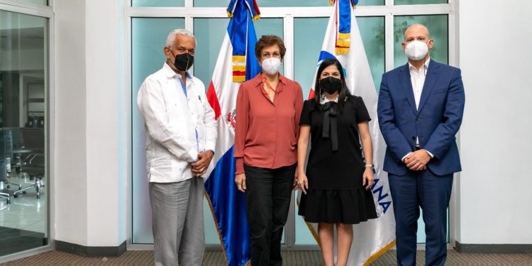 Gobierno y el Clúster de Mango Dominicano apuestan a la exportación de mango