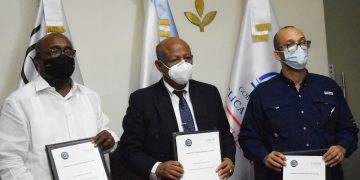 DIGERA y el IAD firman convenio de colaboración interinstitucional