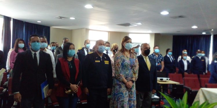 Instituto Duartiano ofrece conferencia sobre Duarte al personal del sistema penitenciario