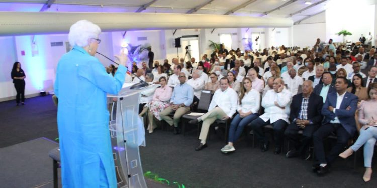 Milagros Ortiz Bosch sobre Peña Gómez: “fue un líder no solo del país, sino del mundo”