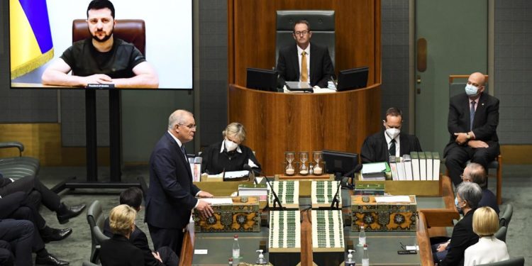 Zelenski alerta de que la amenaza nuclear