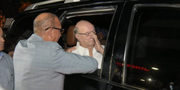 Hipólito Mejía destaca cualidades de doña Rosa