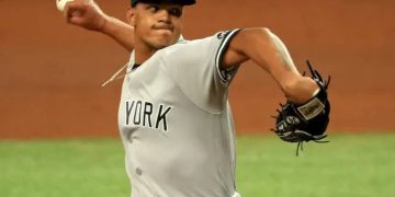 Albert Abreu es cambiado a los Rangers de Texas