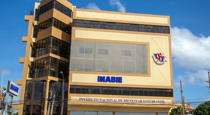 Inabie contrata firma para supervisar licitación del almuerzo escolar