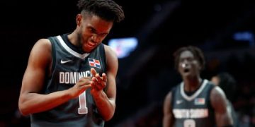 Jean Montero anota 23 puntos en el Hoop Summit