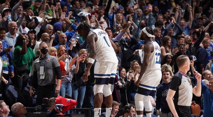 Wolves y Nets clasifican a playoffs tras salir airosos en sus juegos de `play-in`