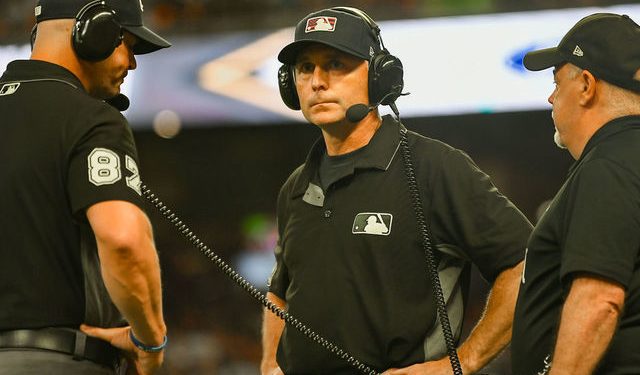 Los árbitros de MLB usarán micrófonos para anunciar decisiones de repetición