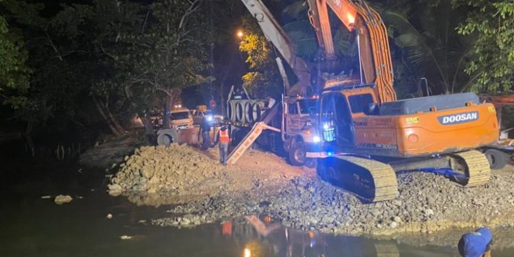 Habilitan ruta alterna al puente Cangrejos en Puerto Plata