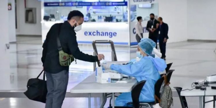 Autoridades de RD elimina pruebas COVID-19 aleatorias en aeropuertos