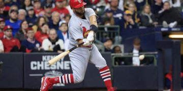 Pujols batea el segundo jonrón de la temporada y el 681 de por vida