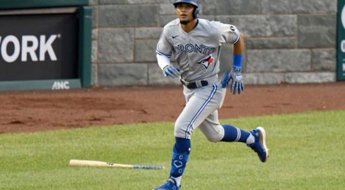 Santiago Espinal maltrata picheo de los Yankees, Franco carga con ofensiva de los Nacionales