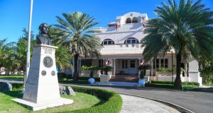 MIREX explica privatización servicios consulados RD reduciría personal