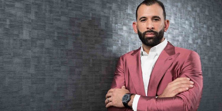 José Bautista entre nuevos integrantes Operaciones de Beisbol del Escogido