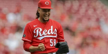 Candelario pega jonrón para decidir victoria Tigres, Castillo, Javier y Perdomo ganan