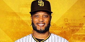 San Diego hace oficial firma de Robinson Canó