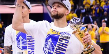 Curry gana el primer trofeo Magic Johnson para el MVP de las finales del Oeste