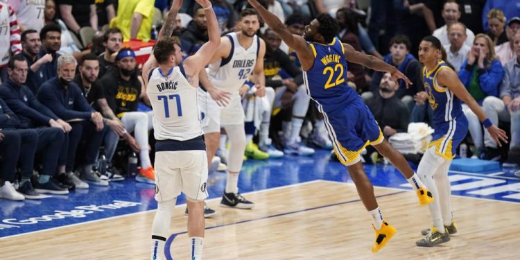 Doncic y Mavs evitan la barrida con victoria 119-109 sobre Warriors