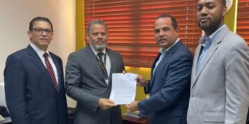 Fuerza Pueblo solicita JCE disponga votar elecciones 2024 con actual cédula