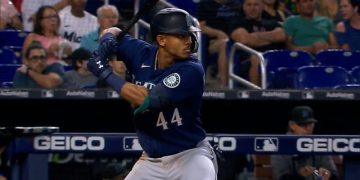 Julio Rodríguez pegó su primer jonrón en Grandes Ligas, Soto guía triunfo Nacionales